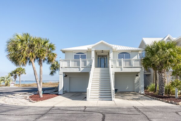 Front of the house with Santa Rosa Sound on side