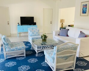 Living Room and Smart TV