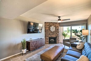 Living Room | Fireplace | Smart TV