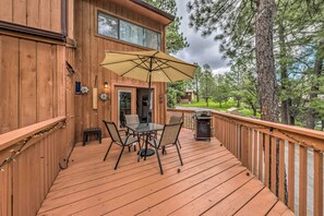 Private Deck | Gas Grill