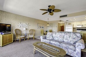 Unit # 507, Sea Shell Pattern Queen Sleeper Sofa for 2 additional Guests