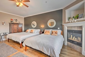 Studio | King Bed | Queen Bed | Linens Provided