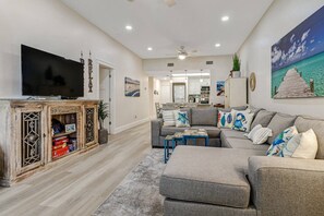 Luxury vinyl tile flooring, soothing color palette and tasteful decor make this a space you'll be proud to call home during your time in SW Florida.