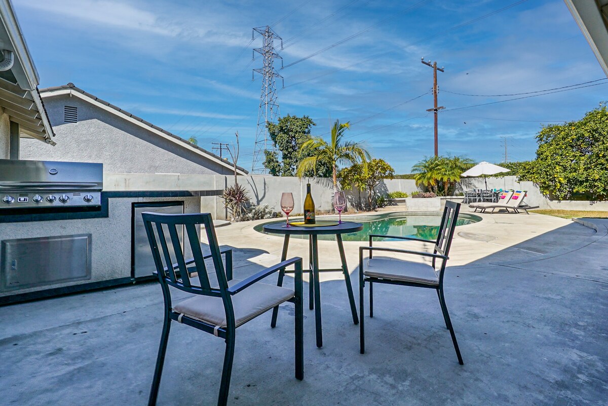 Funtierland + Adventure House + Close to Disney + Renovated+ Pool