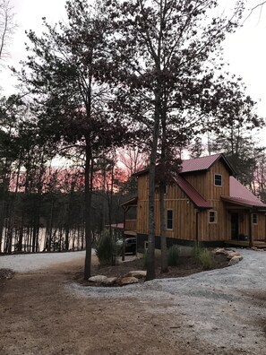 Pap’s Place on Lake Hartwell