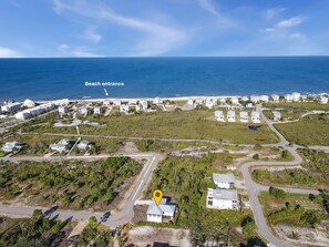 400 yards to the beautiful beach!