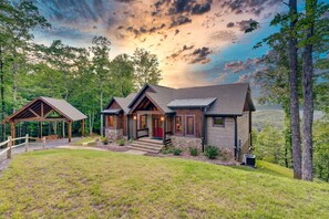 High Ridge Lodge- Epworth GA