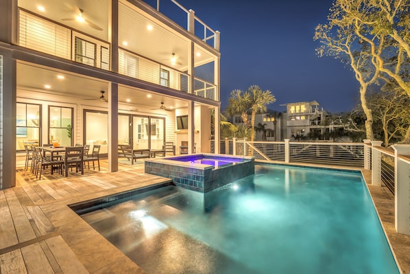 Welcome to 3907 Palm Blvd!