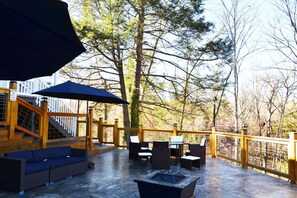 Unwind in our serene outdoor oasis,  #hottublife.
