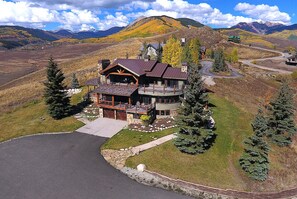 Aerial view of Sunlight Ridge Retreat