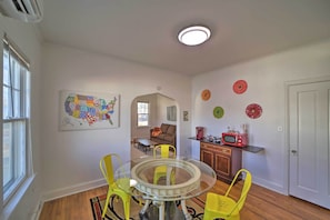 Dining Room | Dishware Provided