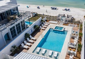 Viridian Gulf Front Pool