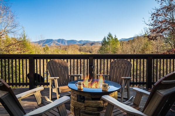 Buckhorn Hideaway Firepit