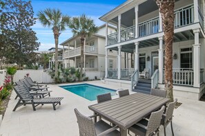 Wave N Sea - Water's Edge at Seacrest Beach - Private Pool Area