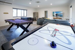 Spielezimmer