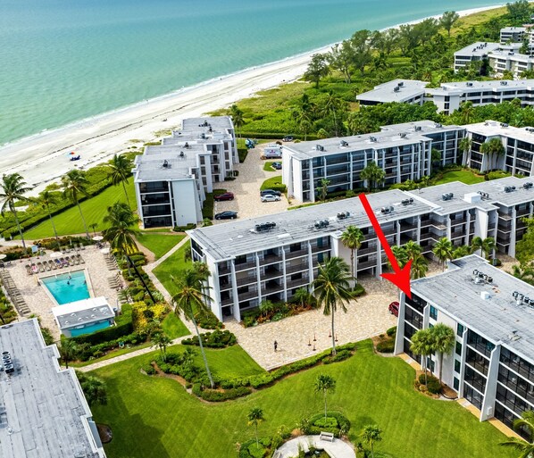 Just steps to the Gulf & your pool. Open the sliders and hear the surf!