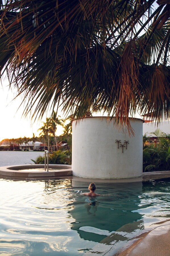 Puerto Beach Club