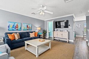 Living room located on the middle floor - Queen sleeper sofa