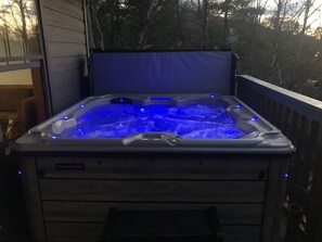 Pigeon Forge Chalet "Majestic Poolside Lookout" - Hot Tub at Dusk