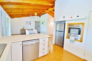 Kitchen - Fully equipped kitchen over looking dining area