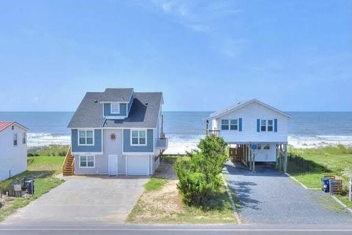 Oak Island 2nd Row Large Beach Home with Private Gated Pool! 5 Bedrooms, 3 decks