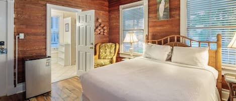 Queen Bedroom 1