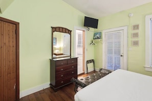 King Bedroom
