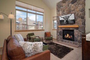 SWP Trailhead 731 living room fireplace