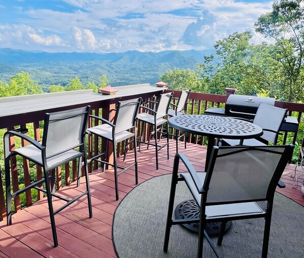 Deck bar and plenty of seating to enjoy the view.