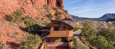 Welcome to The Sedona Cliff House