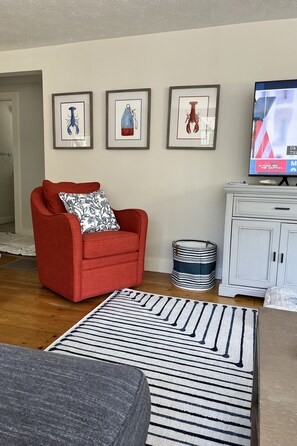 2nd Floor Living Room