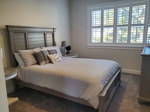 Queen Bedroom