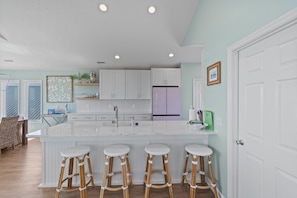 Brand new professionally designed kitchen for 2025!!