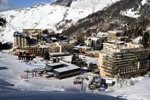 Snow and ski sports