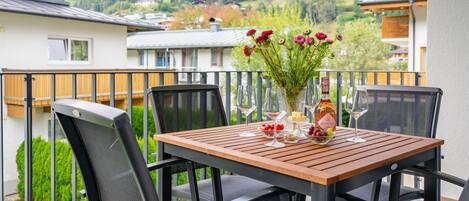 Terrasse / Balkon