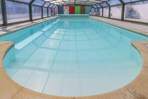 Access to shared Heated Swimming Pool at Court Farm Complex 4 miles away