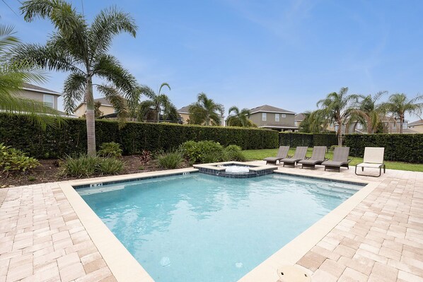 [amenities:pool-and-spa:1] Pool and Spa