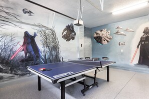 [amenities:games-room:2] Games Room