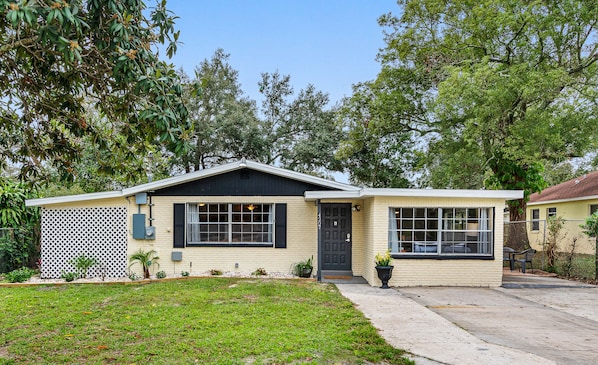 Welcome to your Florida getaway!