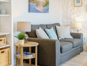 Exterior | Bon Accorde, Goodwick
