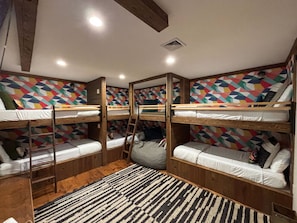 Bedroom 4 Bunk Room w/TV