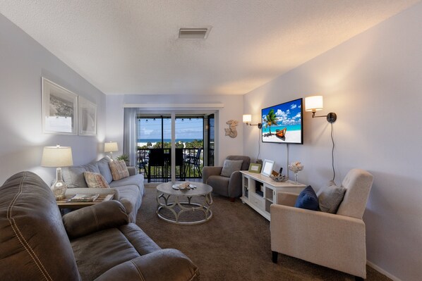 SunsetsOnBeach402_01