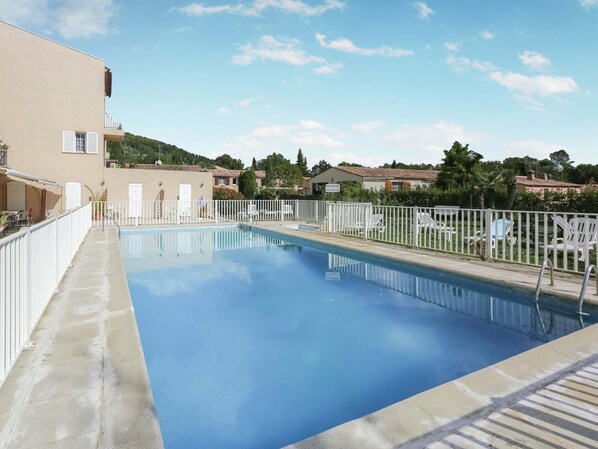 Holiday Home Swimming Pool