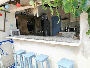 屋外ダイニングエリア