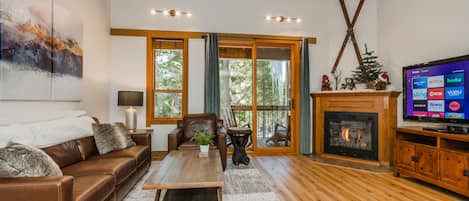 Tahoe Alpenglow Properties - Golden Pine Place at Northstar