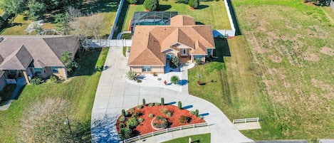 Beautiful Pool Home