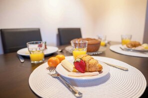 Breakfast meal