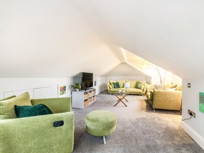 Living room | Walpole Heights Penthouse, Margate