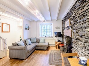 Spacious living area | Pebble Cottage - Aberlovely Holidays, Aberdovey