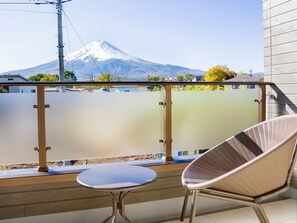 [104/105] Mt. Fuji view! 2nd floor terrace